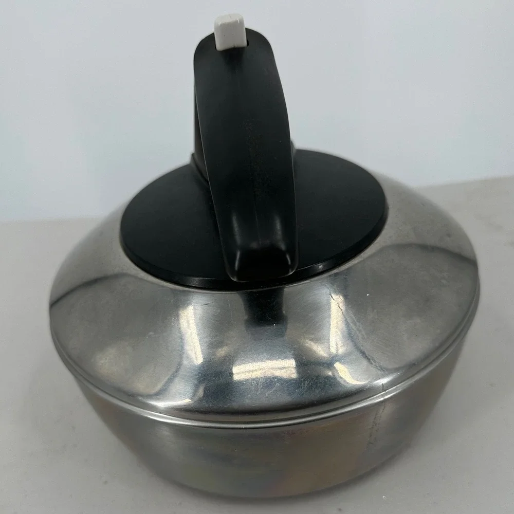 Vintage Revere Ware 18-01 Stainless Steel Whistling Tea Kettle Black Handle